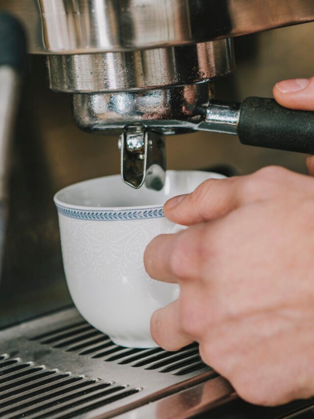 crop-hands-pouring-coffee-1